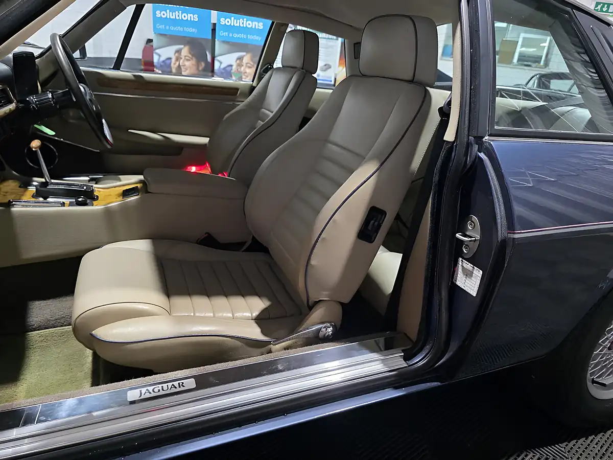 Used 1988 Jaguar Xjs Coupe Solent Blue - Interior and Exterior details 18