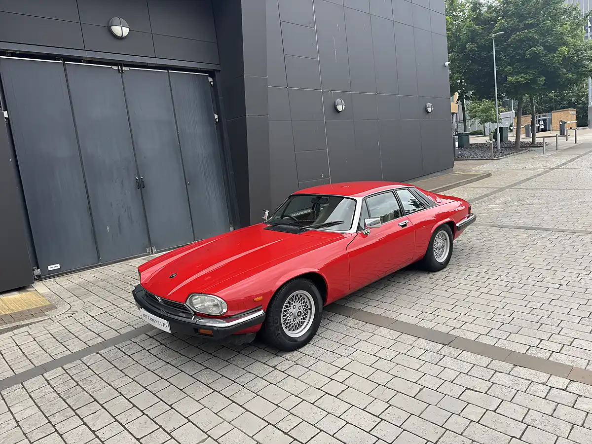 Used 1988 Jaguar Xjs Red - Interior and Exterior details 8