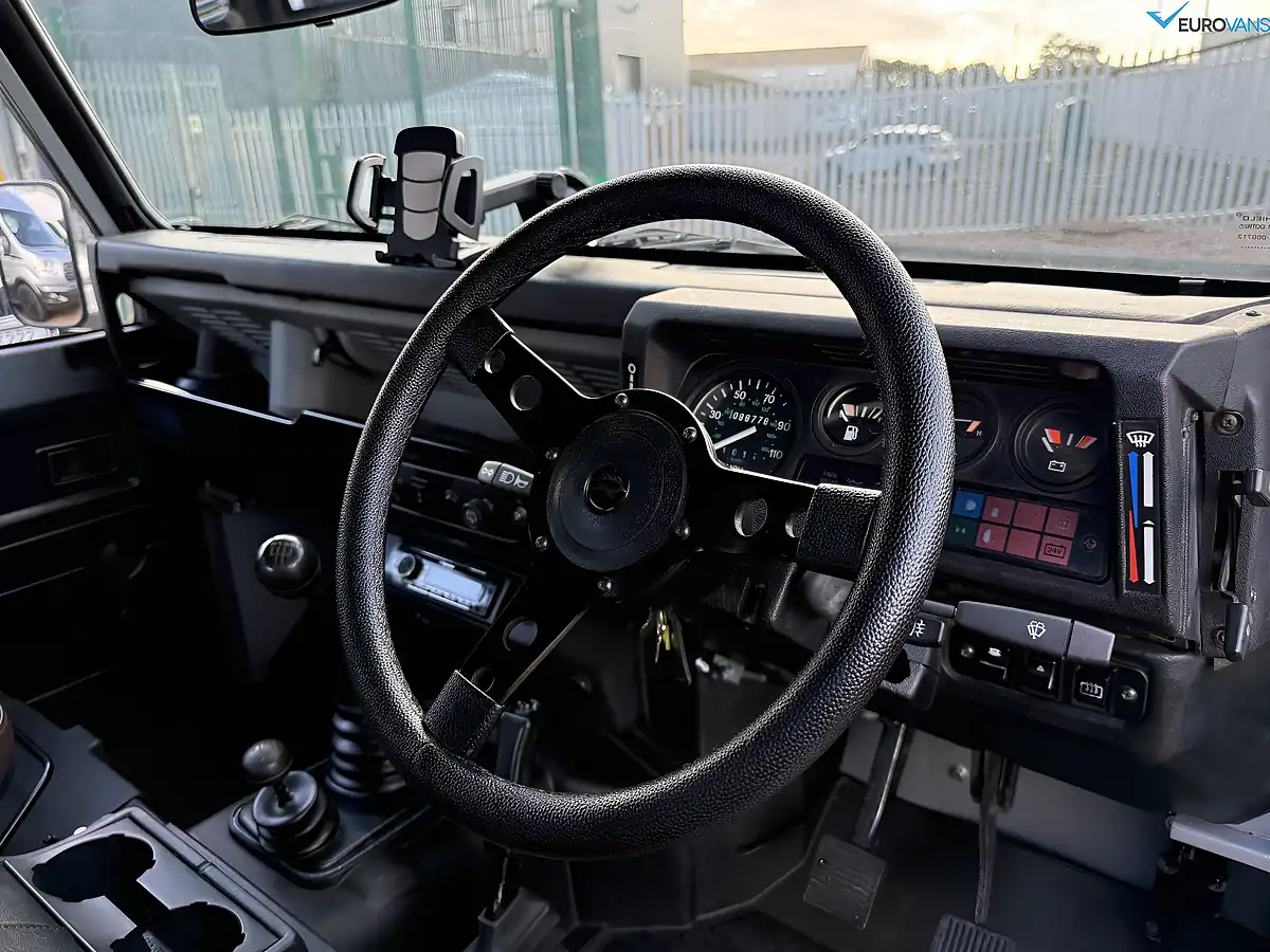 Used 1988 Land Rover 90 Panel Van Grey - Interior and Exterior details 9