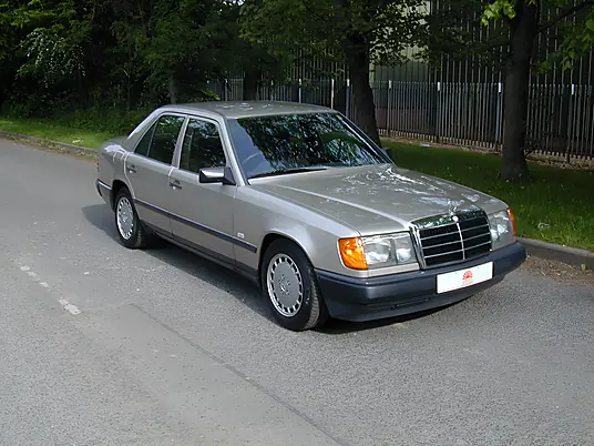 1988 Mercedes-Benz 230e Saloon Auto