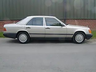 Used 1988 Mercedes-Benz 230 W124 Smoke Silver Metallic - Interior and Exterior details 5