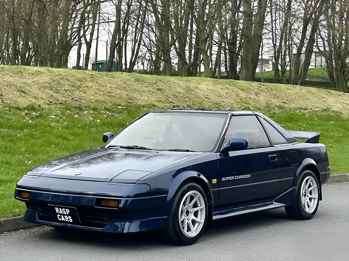 Used 1988 Toyota MR2 T Bar Roof Blue - Interior and Exterior details 13