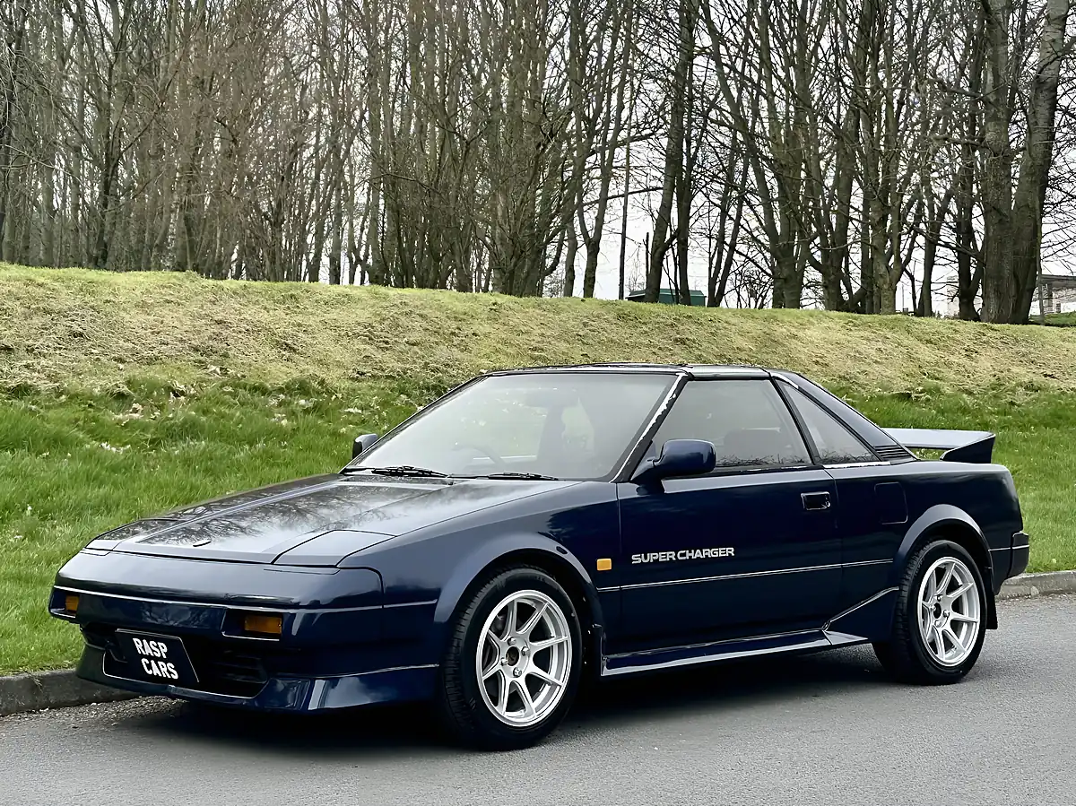 Used 1988 Toyota MR2 T Bar Roof Blue - Interior and Exterior details 14