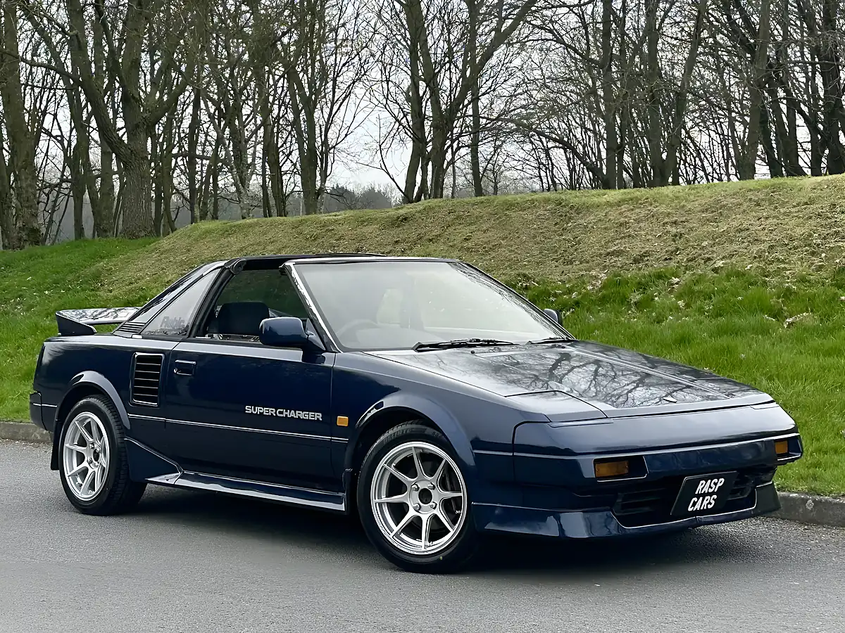 Used 1988 Toyota MR2 T Bar Roof Blue - Interior and Exterior details 2