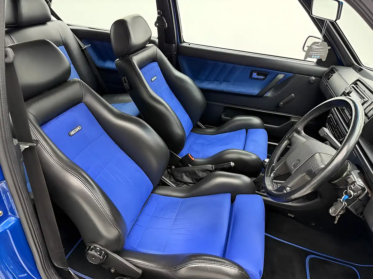 Used 1988 Volkswagen Golf Blue - Interior and Exterior details 11