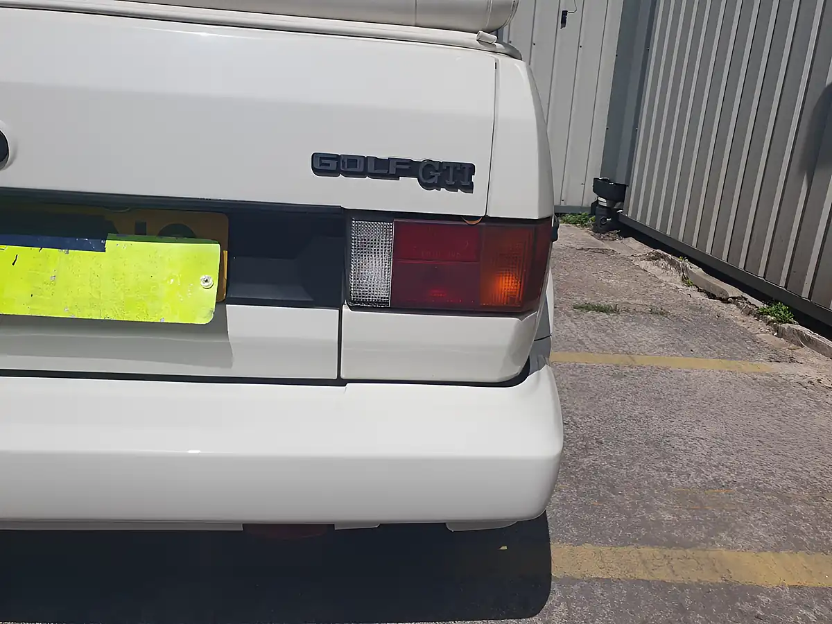 Used 1988 Volkswagen Golf GTI White - Interior and Exterior details 10