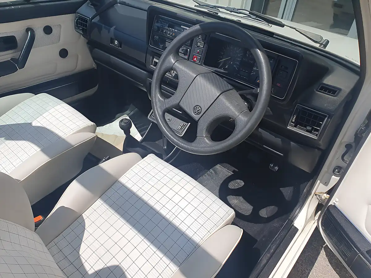 Used 1988 Volkswagen Golf GTI White - Interior and Exterior details 11