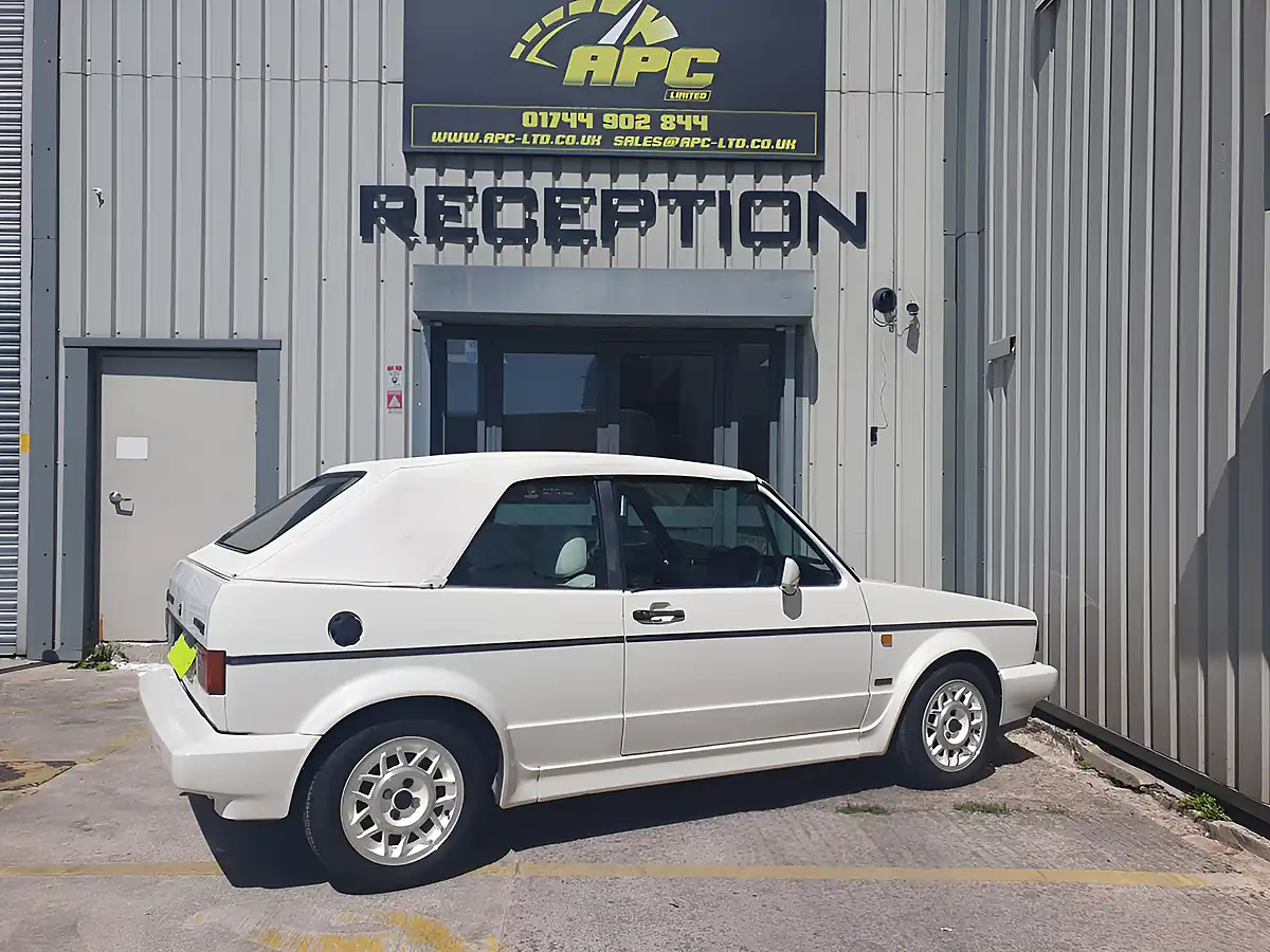 Used 1988 Volkswagen Golf GTI White - Interior and Exterior details 5
