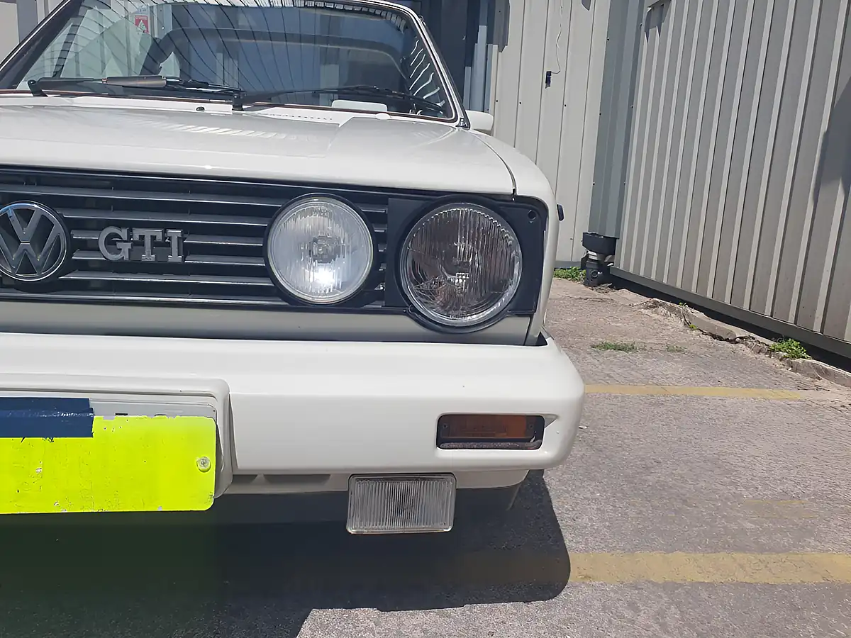 Used 1988 Volkswagen Golf GTI White - Interior and Exterior details 8