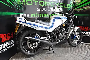Used 1988 Yamaha RD350 Lc Ypvs Pearl White - Interior and Exterior details 16