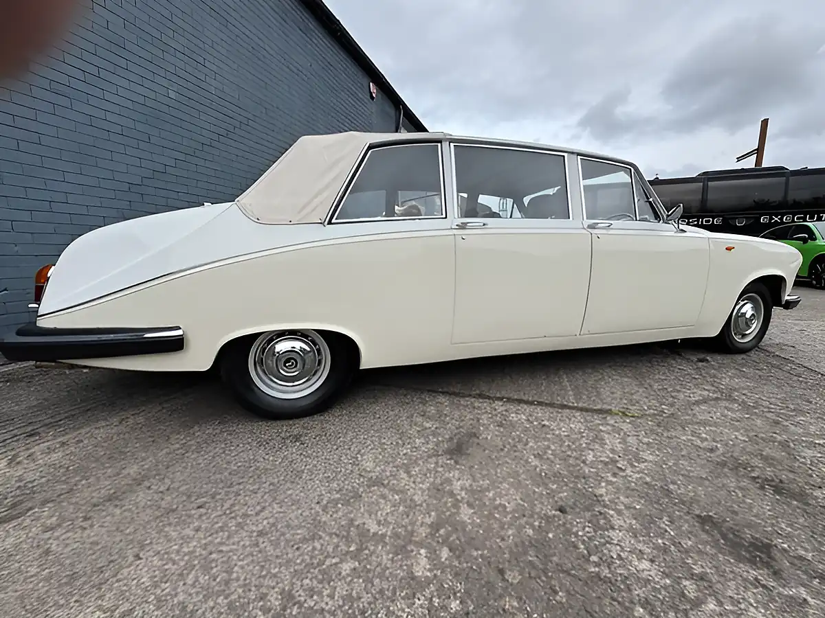 Used 1989 Daimler Limousine White - Interior and Exterior details 14