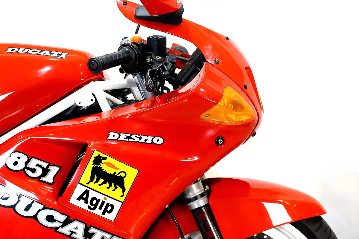 Used 1989 Ducati 851 Red - Interior and Exterior details 4