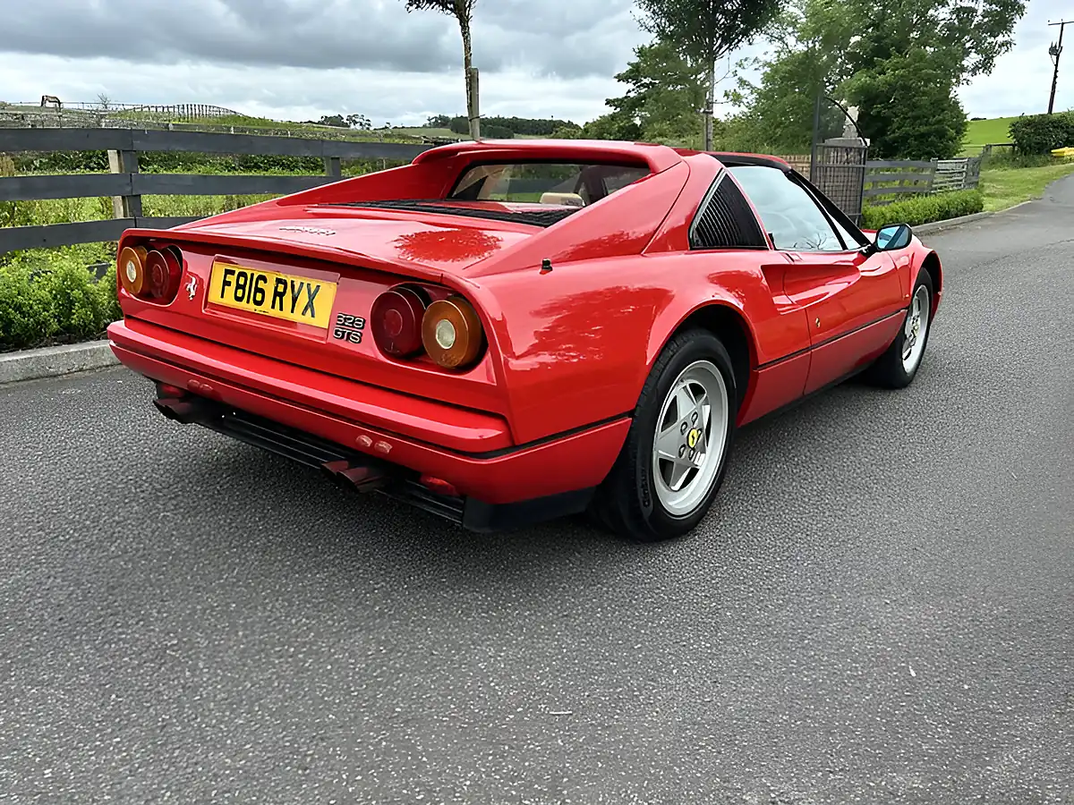 Used 1989 Ferrari 328 Gts Red - Interior and Exterior details 15