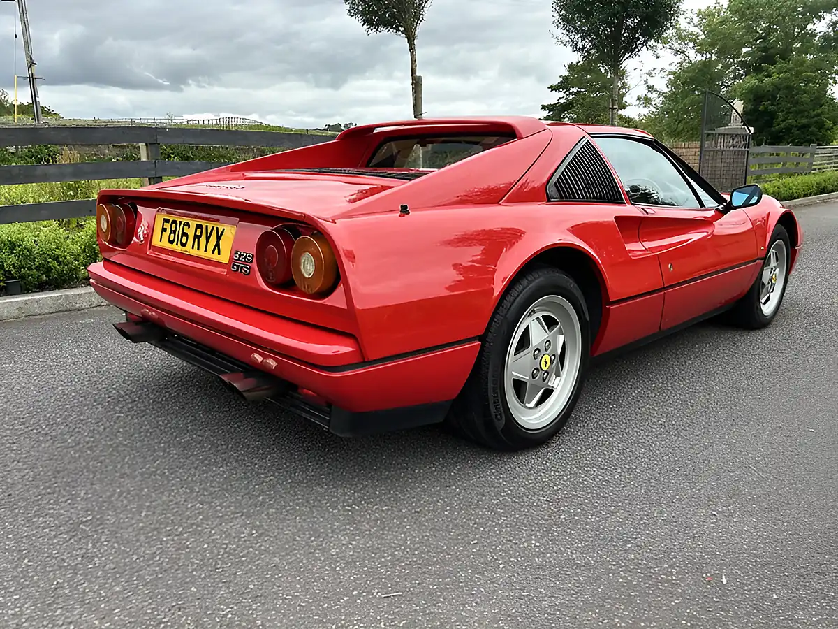 Used 1989 Ferrari 328 Gts Red - Interior and Exterior details 16