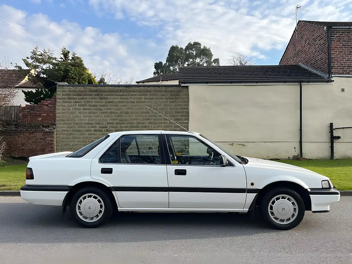 Used 1989 Honda Accord Limited Edition - Interior and Exterior details 9