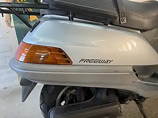 Used 1989 Honda Freeway 250 Silver - Interior and Exterior details 15