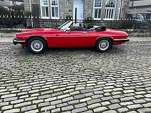 Used 1989 Jaguar Xj-S Convertible Signal Red - Interior and Exterior details 14