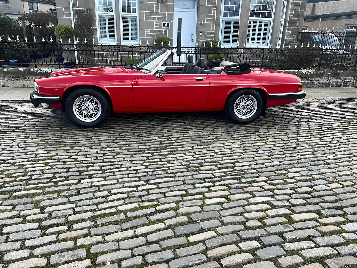 Used 1989 Jaguar Xj-S Convertible Signal Red - Interior and Exterior details 14