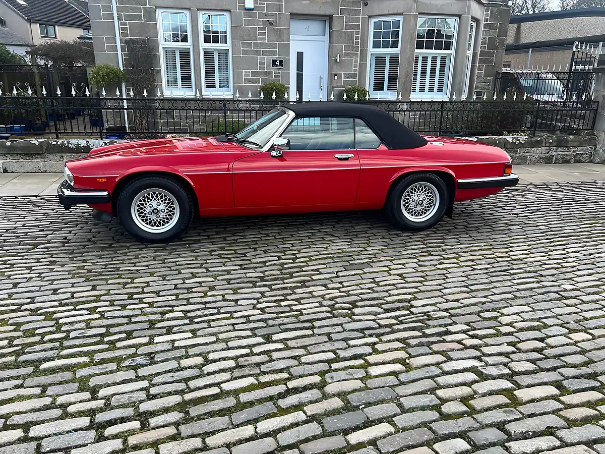 Used 1989 Jaguar Xj-S Convertible Signal Red - Interior and Exterior details 15