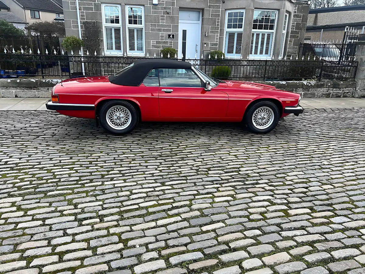 Used 1989 Jaguar Xj-S Convertible Signal Red - Interior and Exterior details 17