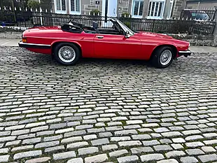 Used 1989 Jaguar Xj-S Convertible Signal Red - Interior and Exterior details 18