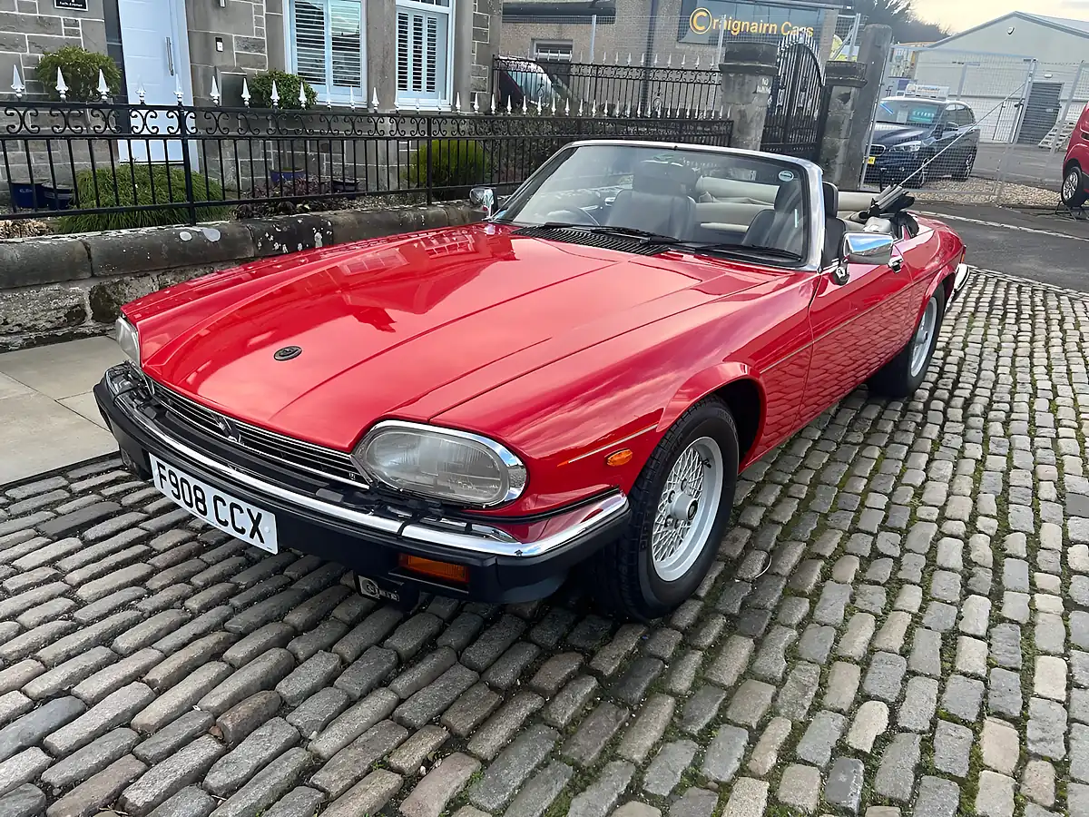 Used 1989 Jaguar Xj-S Convertible Signal Red - Interior and Exterior details 5