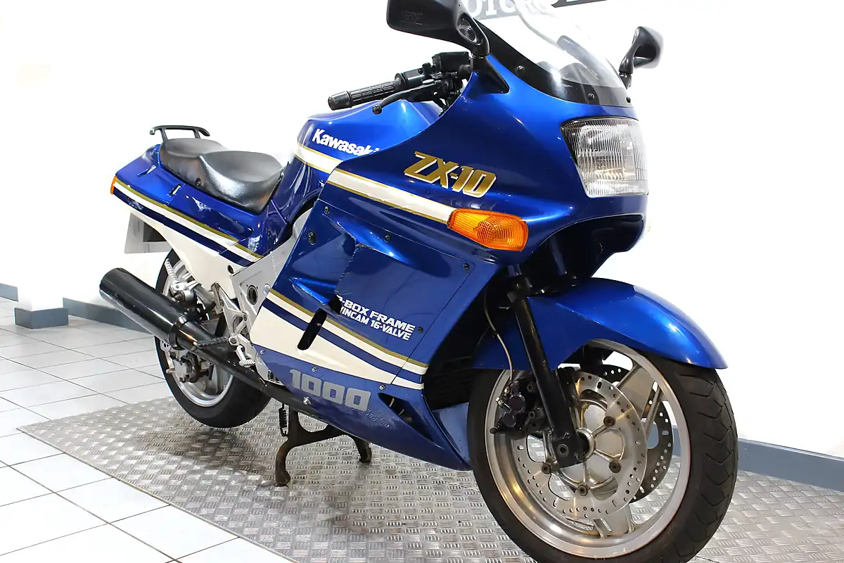 Used 1989 Kawasaki ZX10 Blue - Interior and Exterior details 2