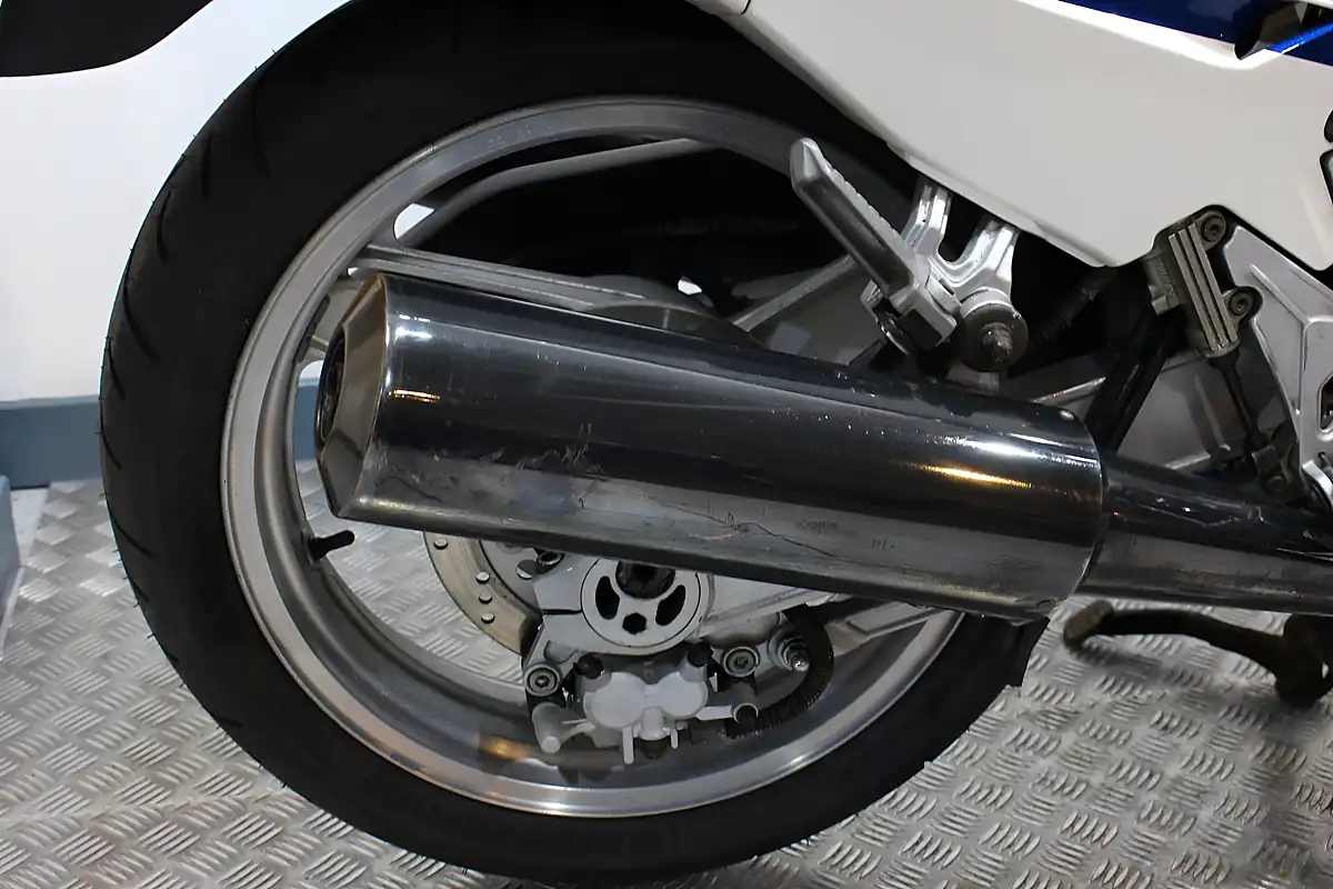 Used 1989 Kawasaki ZX10 Blue - Interior and Exterior details 7