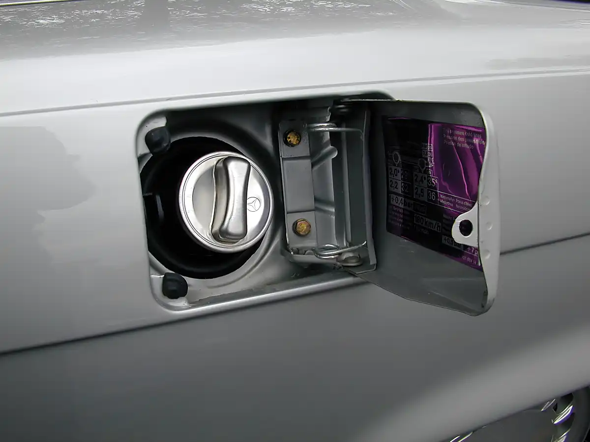 Used 1989 Mercedes-Benz Sl Sport Convertible Silver - Interior and Exterior details 13