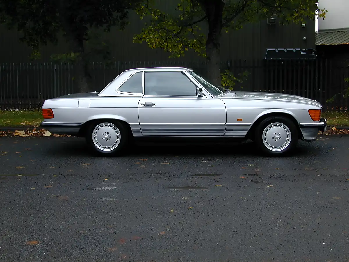 Used 1989 Mercedes-Benz Sl Sport Convertible Silver - Interior and Exterior details 2