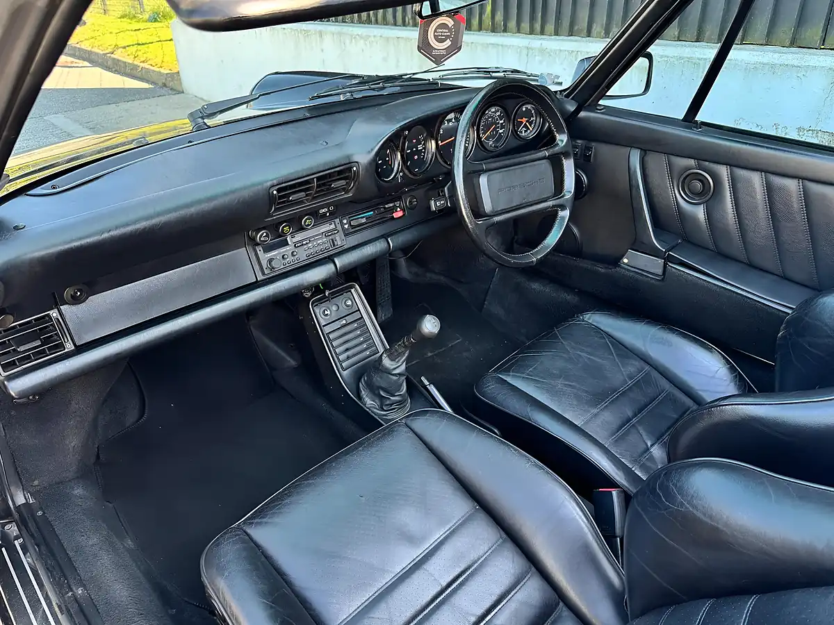 Used 1989 Porsche 911 Classic Carrera Sport Baltic Blue - Interior and Exterior details 14
