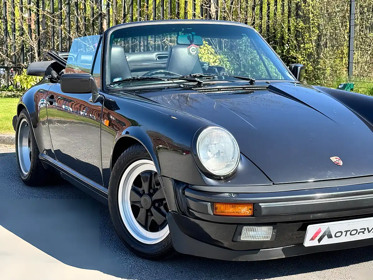 Used 1989 Porsche 911 Classic Carrera Sport Baltic Blue - Interior and Exterior details 9