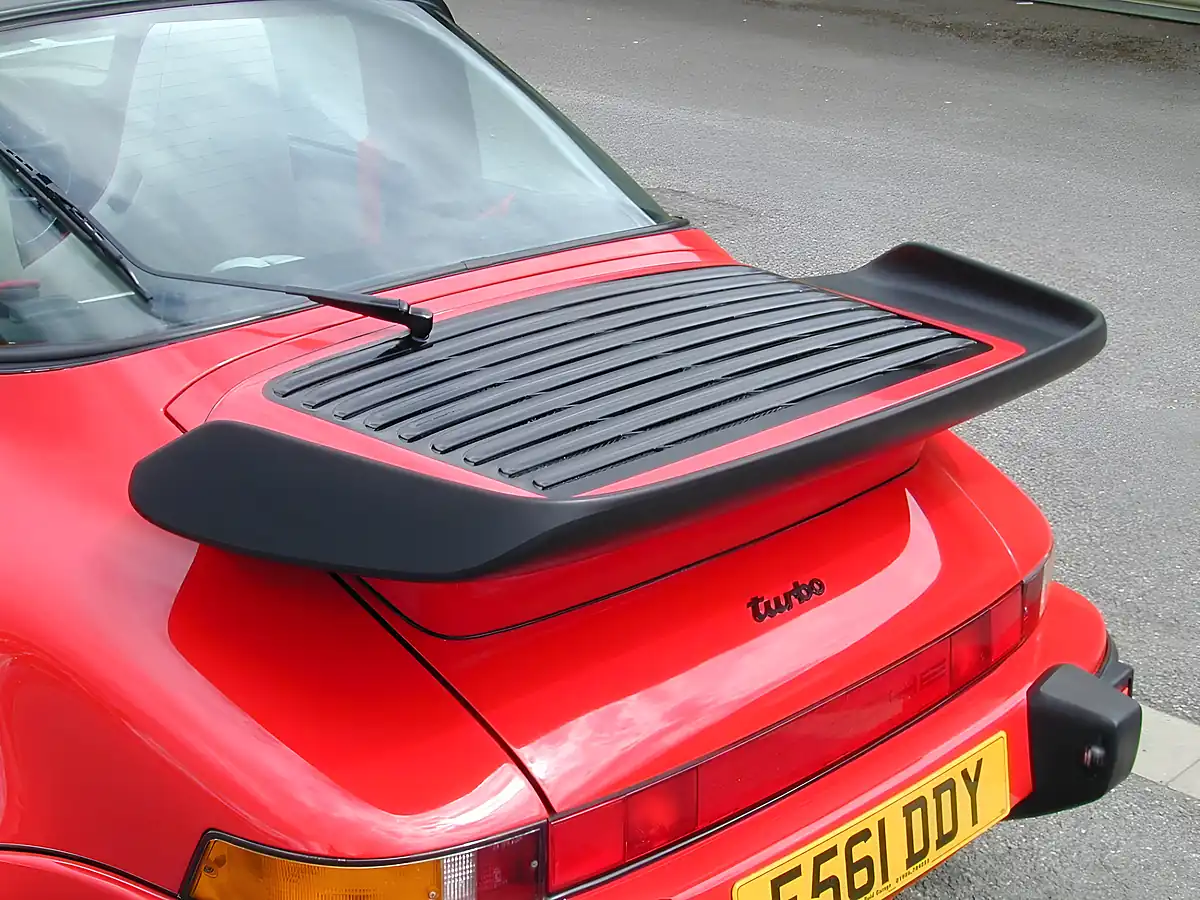 Used 1989 Porsche 911 Classic Red - Interior and Exterior details 11