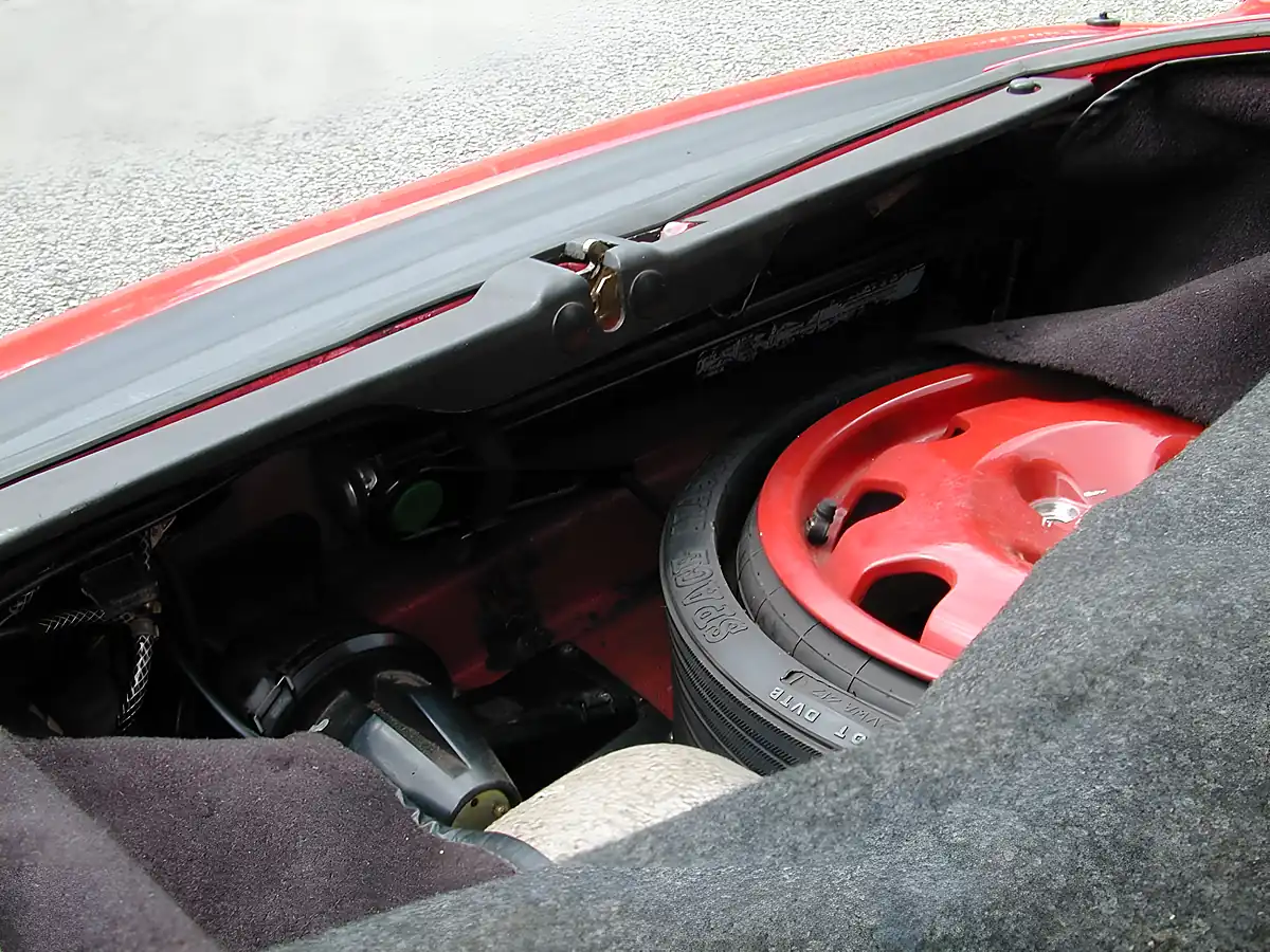 Used 1989 Porsche 911 Classic Red - Interior and Exterior details 19
