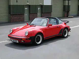 Used 1989 Porsche 911 Classic Red - Interior and Exterior details 4