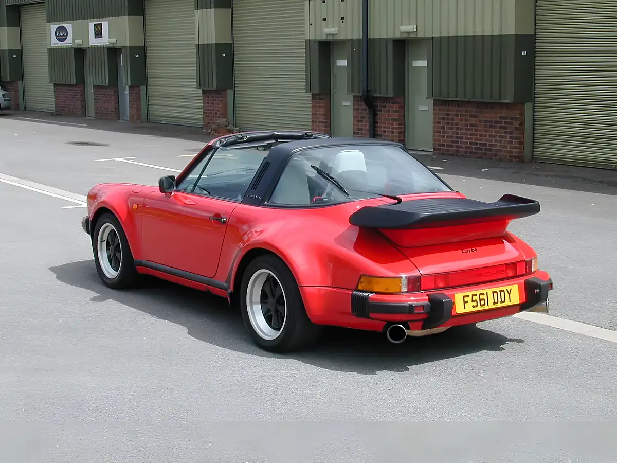 Used 1989 Porsche 911 Classic Red - Interior and Exterior details 6