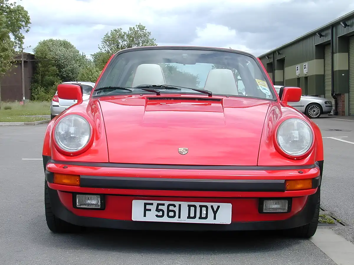 Used 1989 Porsche 911 Classic Red - Interior and Exterior details 7