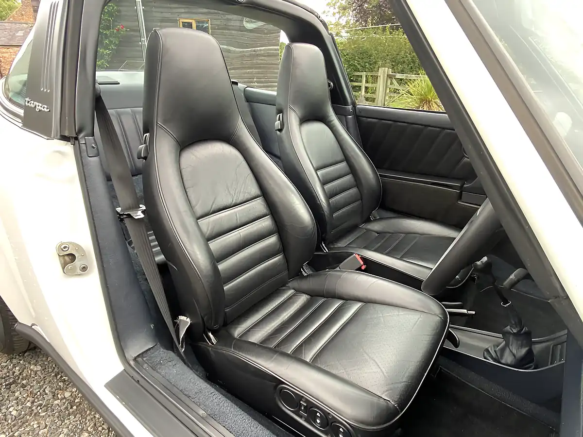 Used 1989 Porsche 911 Targa Sport - Interior and Exterior details 13