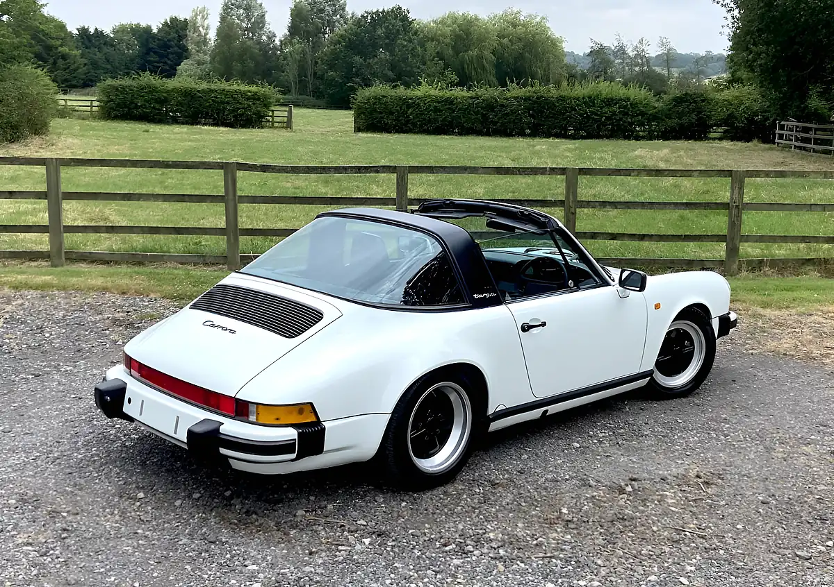 Used 1989 Porsche 911 Targa Sport - Interior and Exterior details 4
