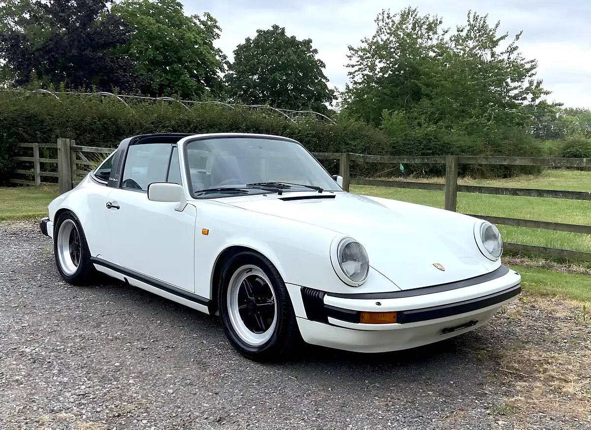 Used 1989 Porsche 911 Targa Sport - Interior and Exterior details 6