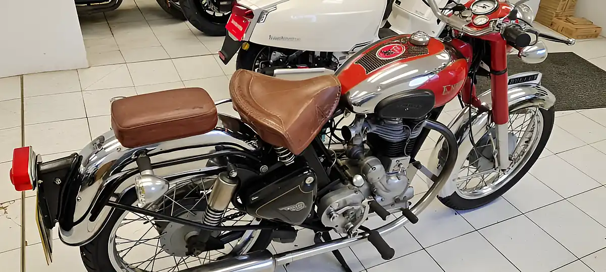 Used 1989 Royal Enfield Bullet 350 Red Red - Interior and Exterior details 9