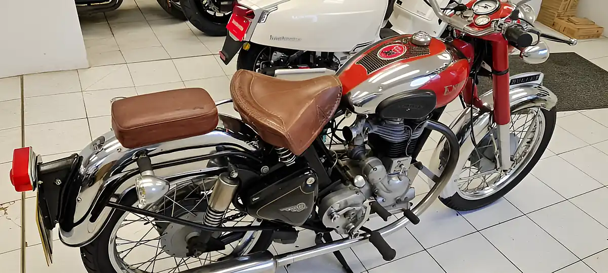 Used 1989 Royal Enfield Bullet Red - Interior and Exterior details 18