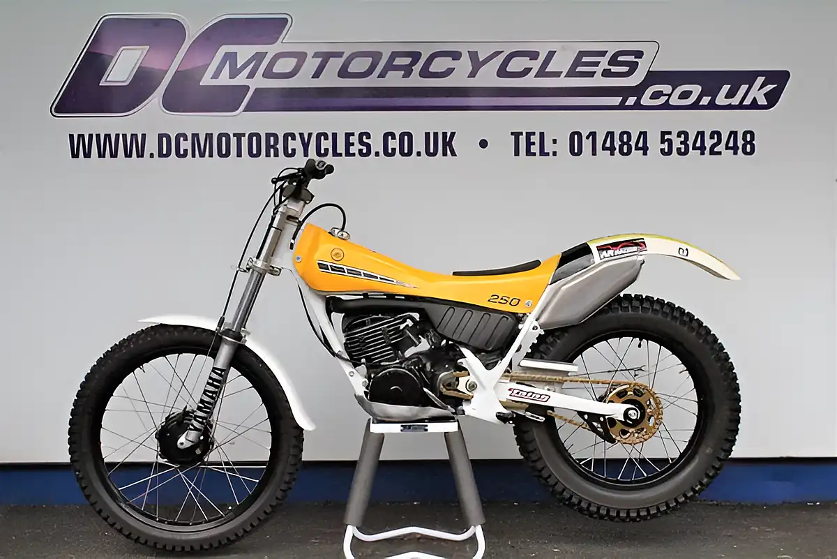 Used 1989 Yamaha Ty White - Interior and Exterior details 2