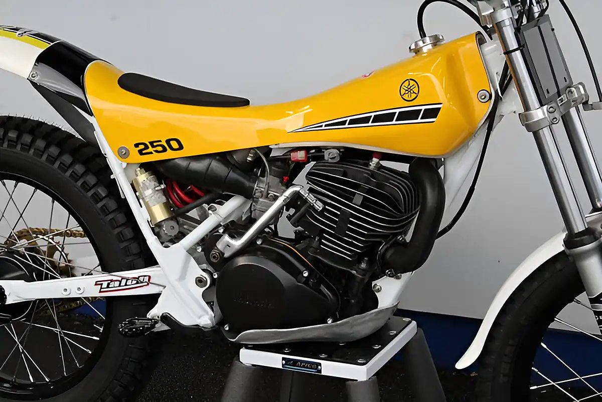 Used 1989 Yamaha Ty White - Interior and Exterior details 5