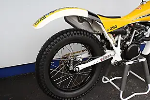 Used 1989 Yamaha Ty White - Interior and Exterior details 8