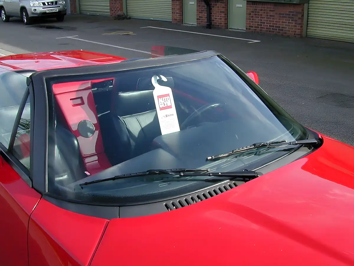 Used 1990 Alfa Romeo Sz Red - Interior and Exterior details 10