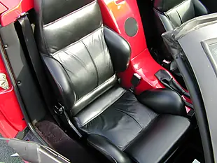 Used 1990 Alfa Romeo Sz Red - Interior and Exterior details 12
