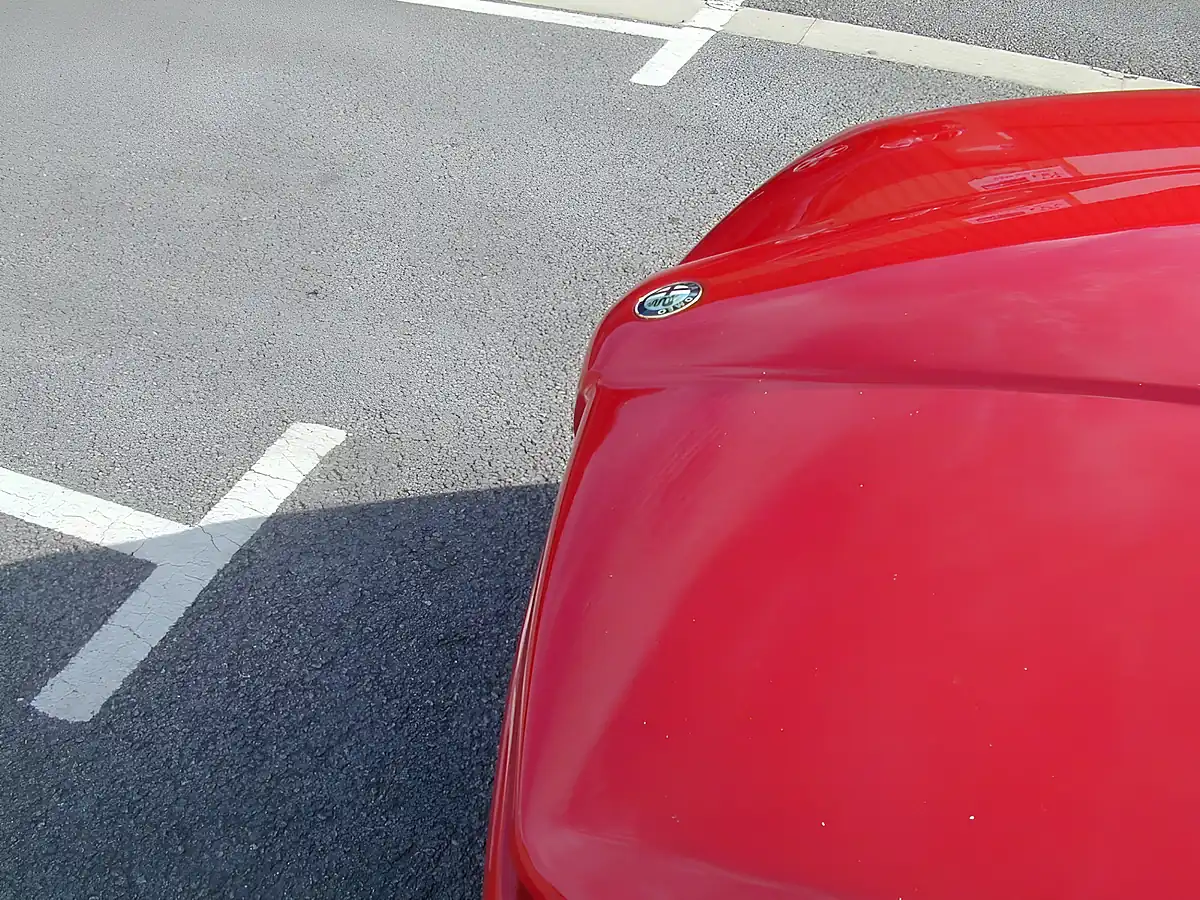 Used 1990 Alfa Romeo Sz Red - Interior and Exterior details 14