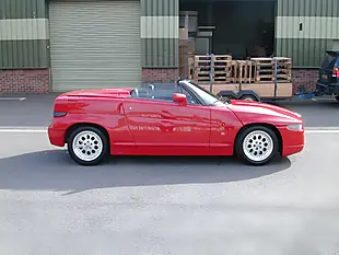 Used 1990 Alfa Romeo Sz Red - Interior and Exterior details 2