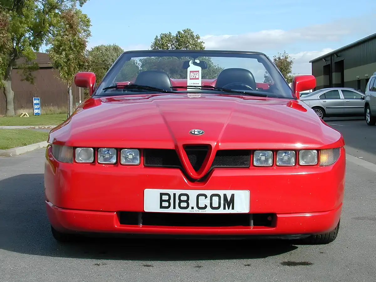 Used 1990 Alfa Romeo Sz Red - Interior and Exterior details 4